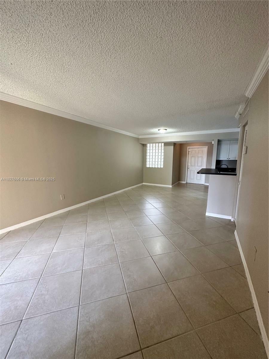 Property Photo: 165 NW 96th Ter 3203 FL 33024