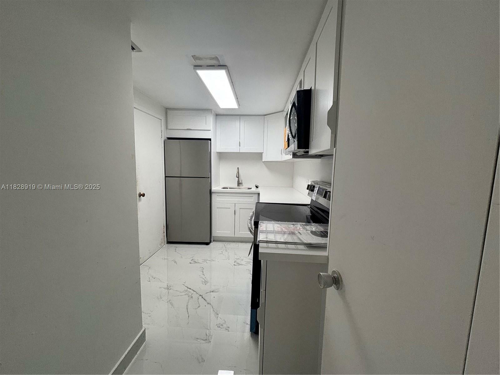 Property Photo: 905 Brickell Bay Dr 1823 FL 33131