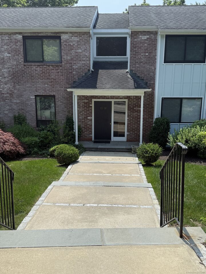Property Photo:  13 Hills Lane 13  CT 06880 