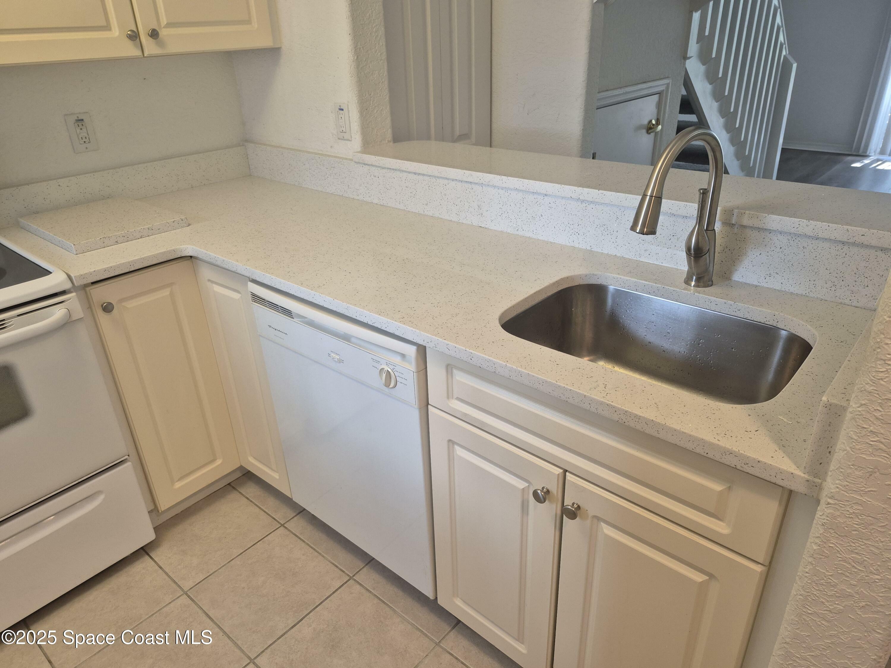 Property Photo: 640 Seaport Boulevard FL 32920