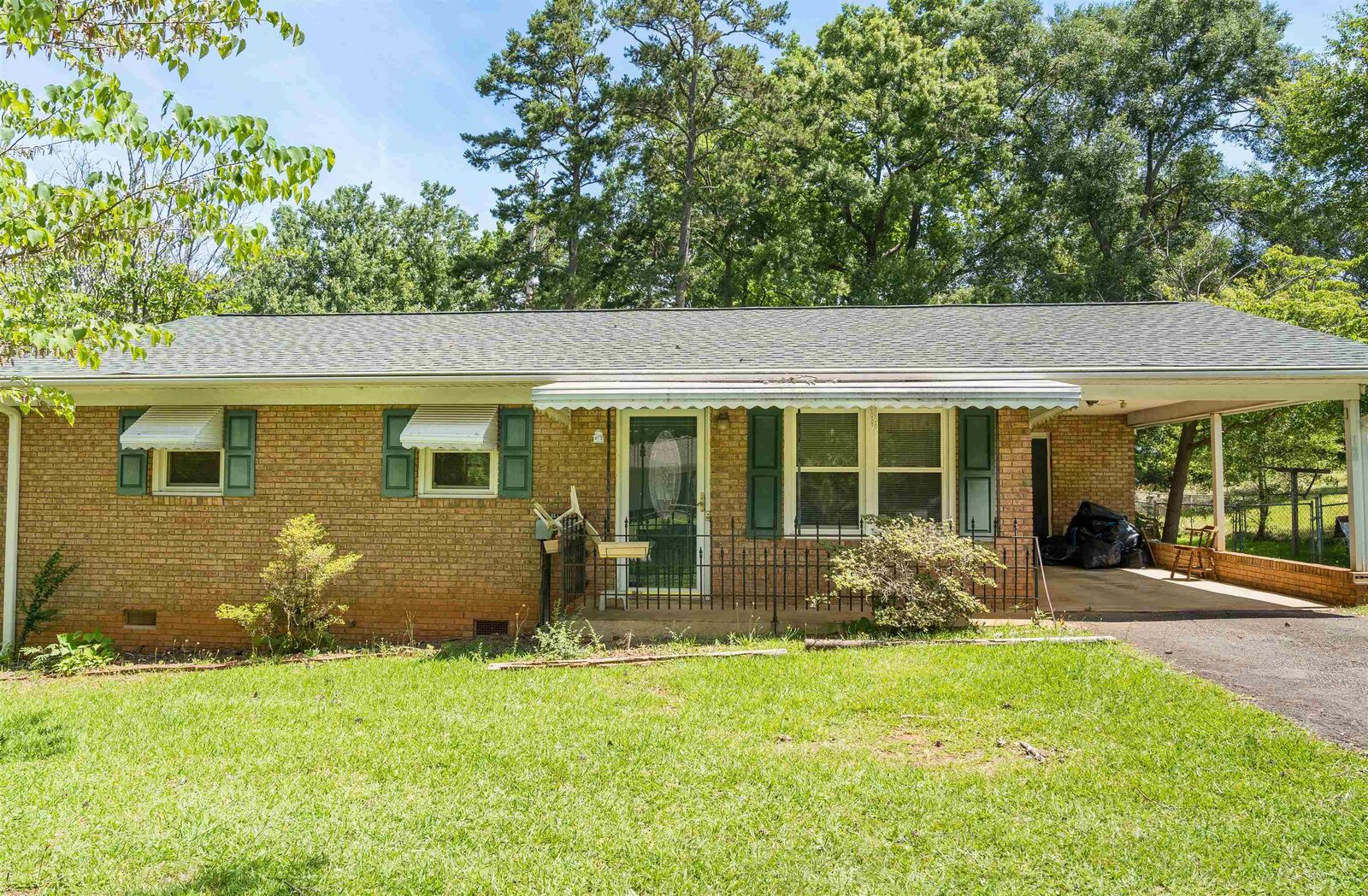 Property Photo:  140 Landis Street  SC 29302 