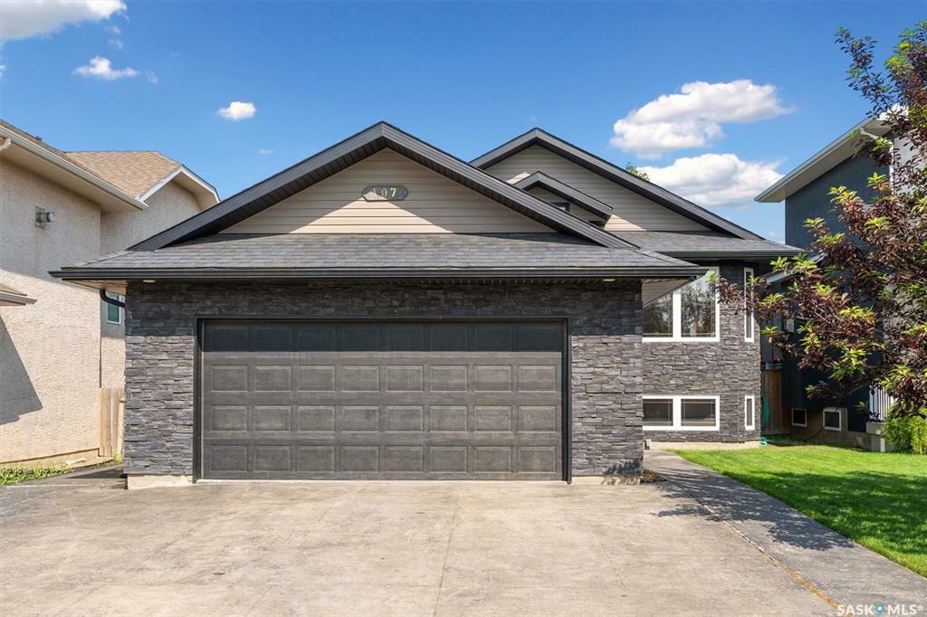107 Lucyk Crescent  Saskatoon SK S7W 0E9 photo