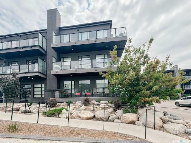 Property Photo: 415 Maningas Bend 118 SK S7W 0T6