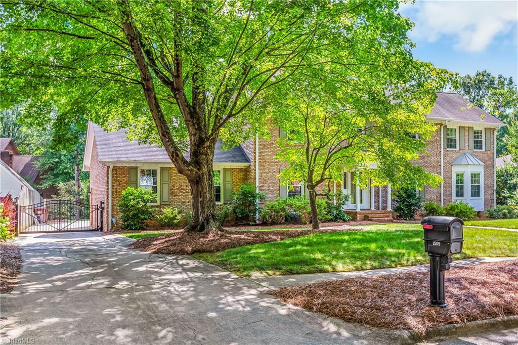 Property Photo: 1509 Heathcliff Road NC 27262