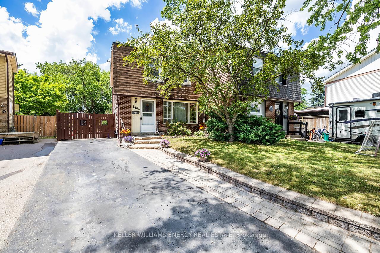 Photo de la propriété: 1464 Largo Crescent ON L1G 7E5