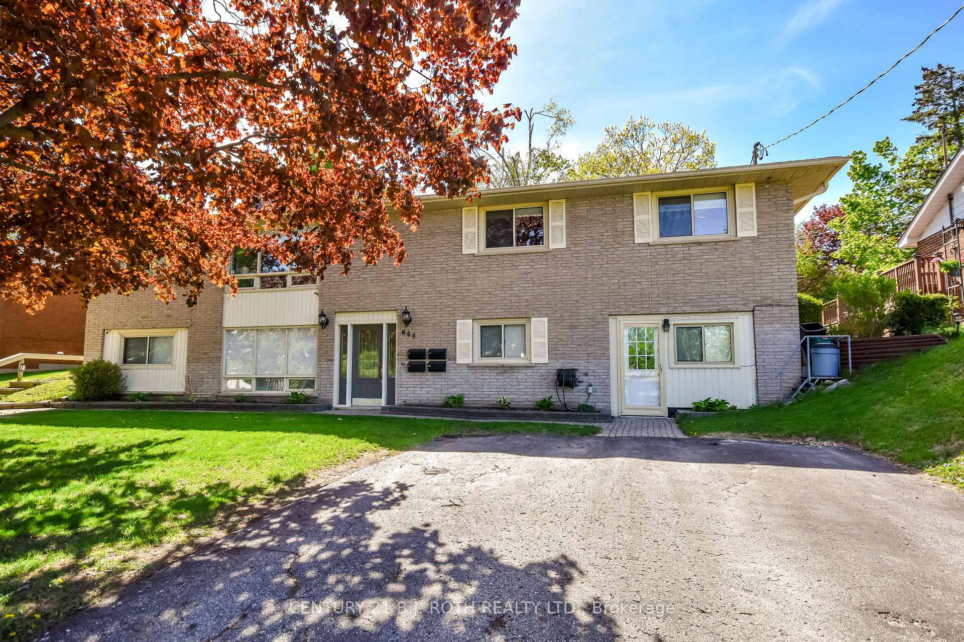 Property Photo: 644 Mississaga Street W ON L3V 3C6