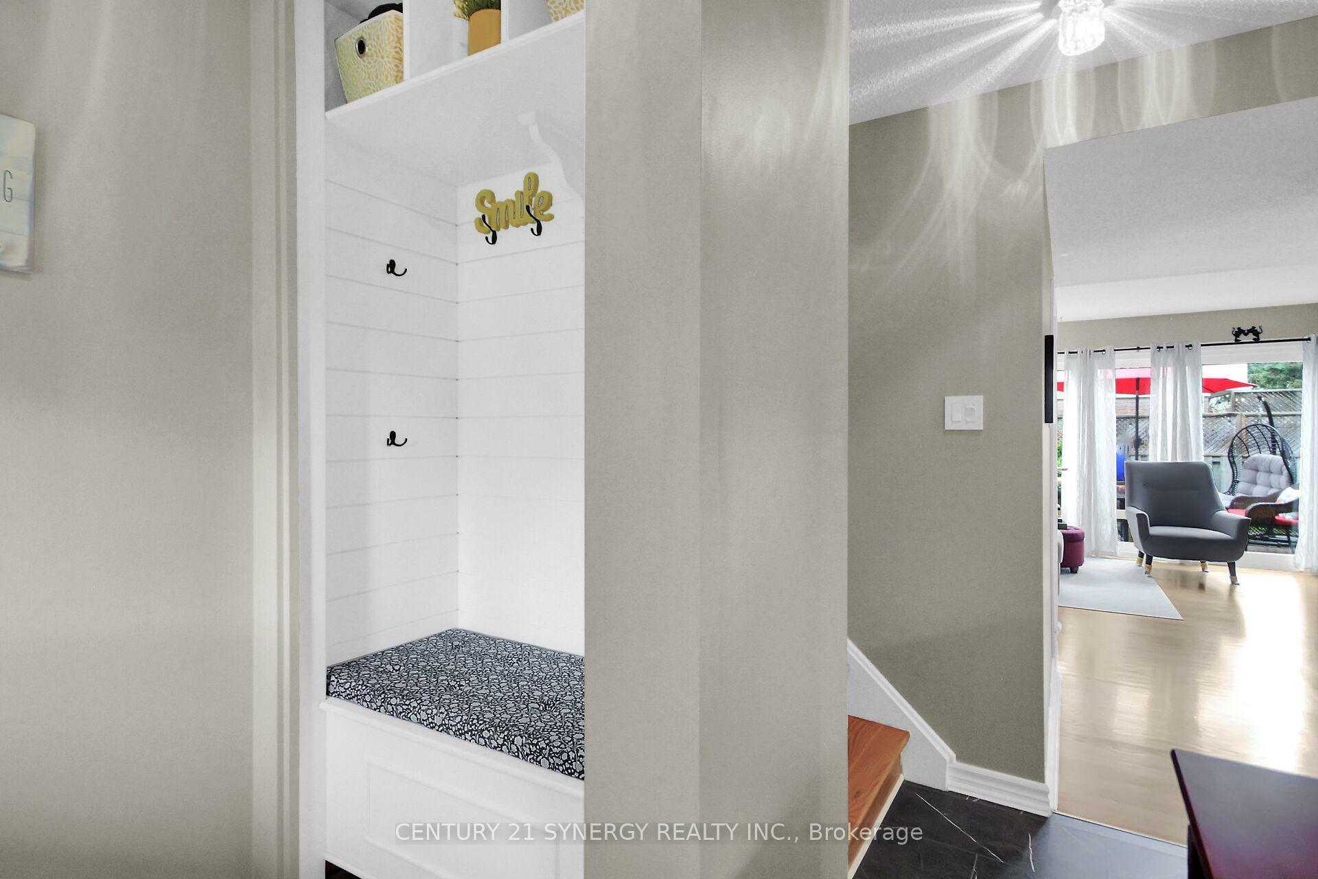 Property Photo: 121 Monterey Drive ON K2H 7A9