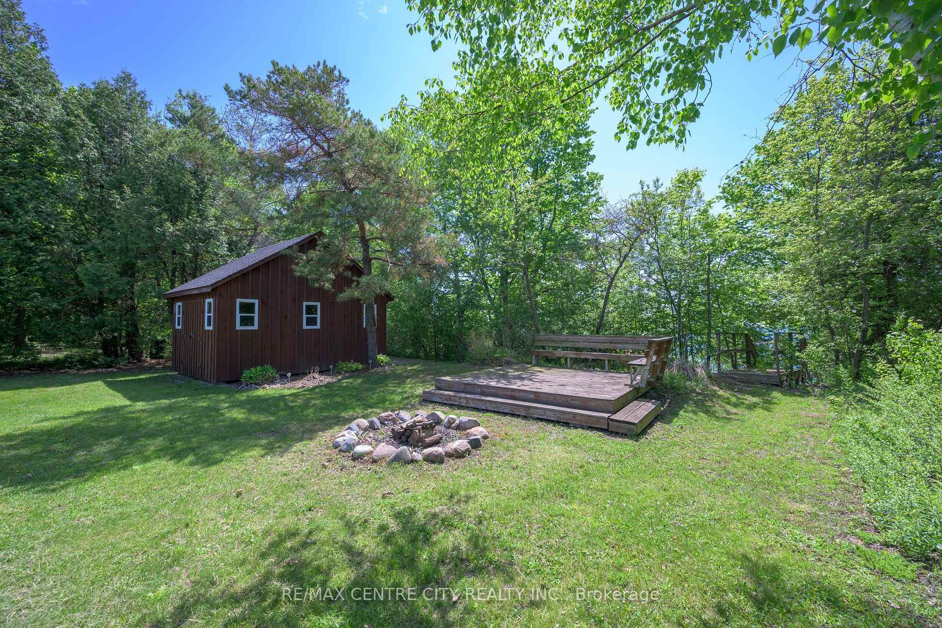 Property Photo: 82431 Golf Course Road ON N0M 3Y2