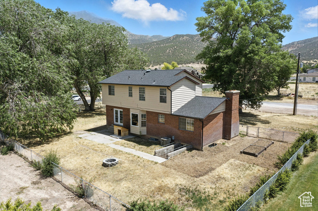 Property Photo: 585 N 700 E UT 84648