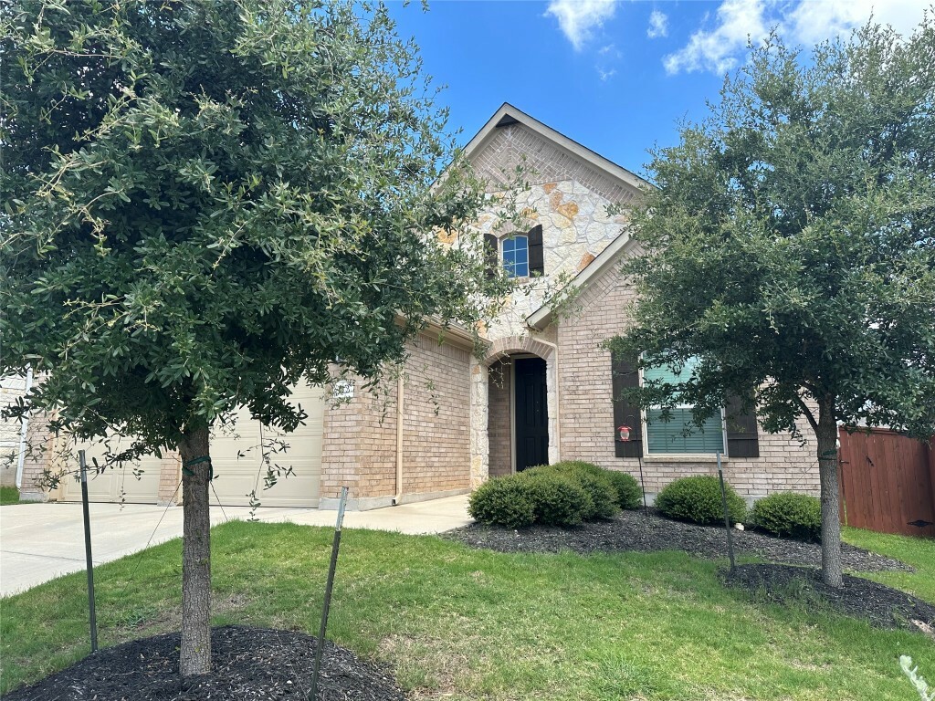 Property Photo: 112 Barrel Bend TX 78628