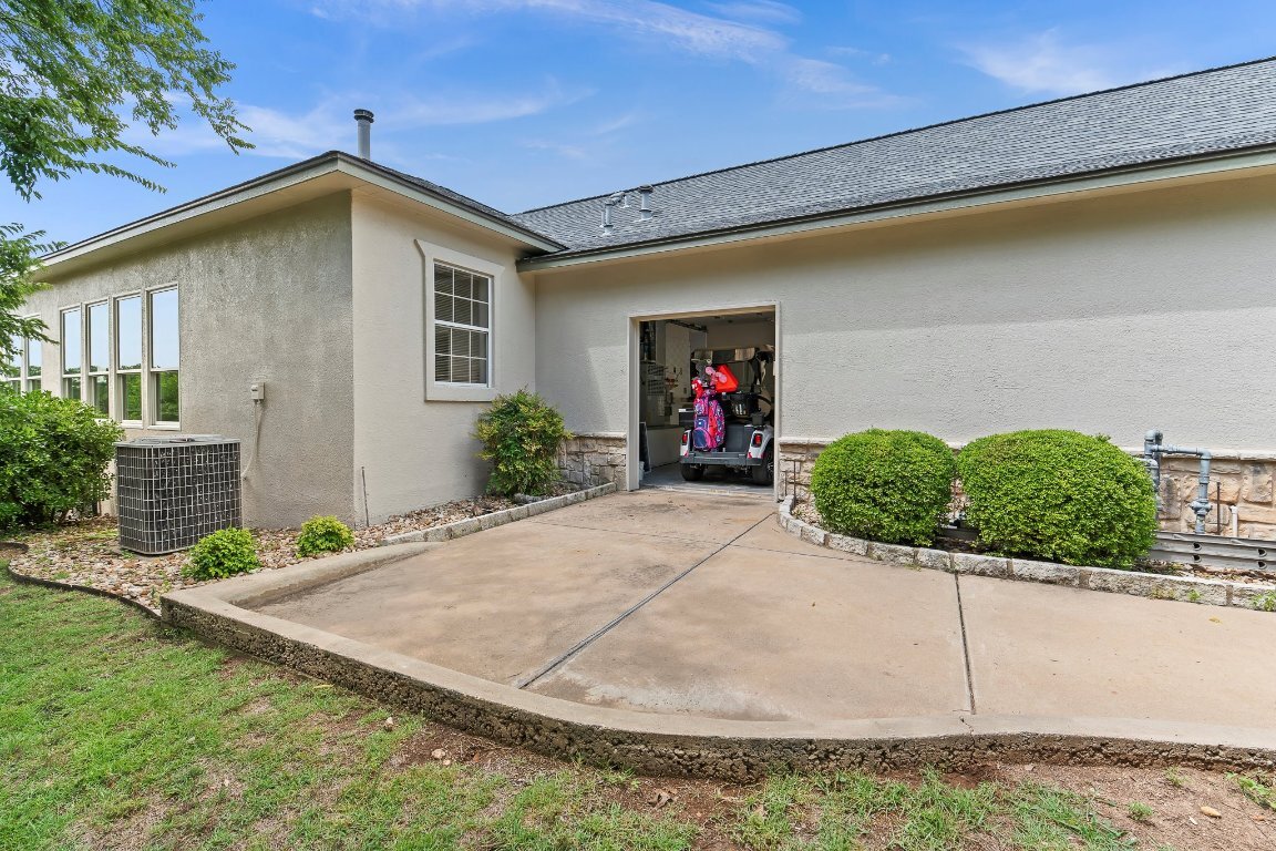 Property Photo: 111 Blacksmiths Drive TX 78633