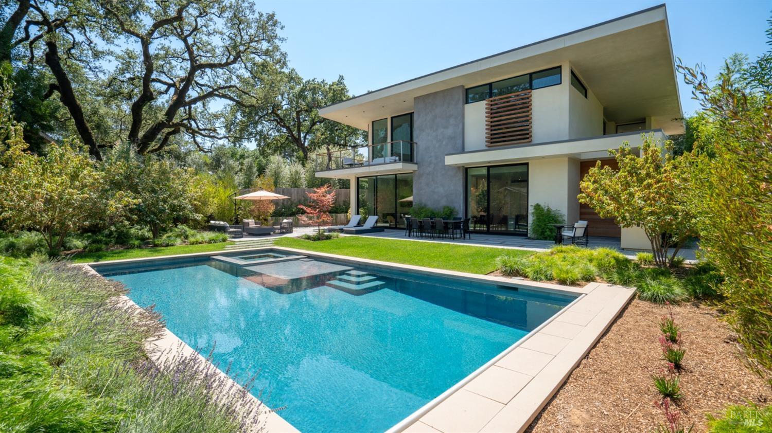 Property Photo: 728 University Street CA 95448
