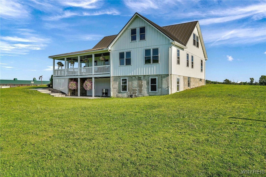 Property Photo: 8079 County Road 3 NY 14065