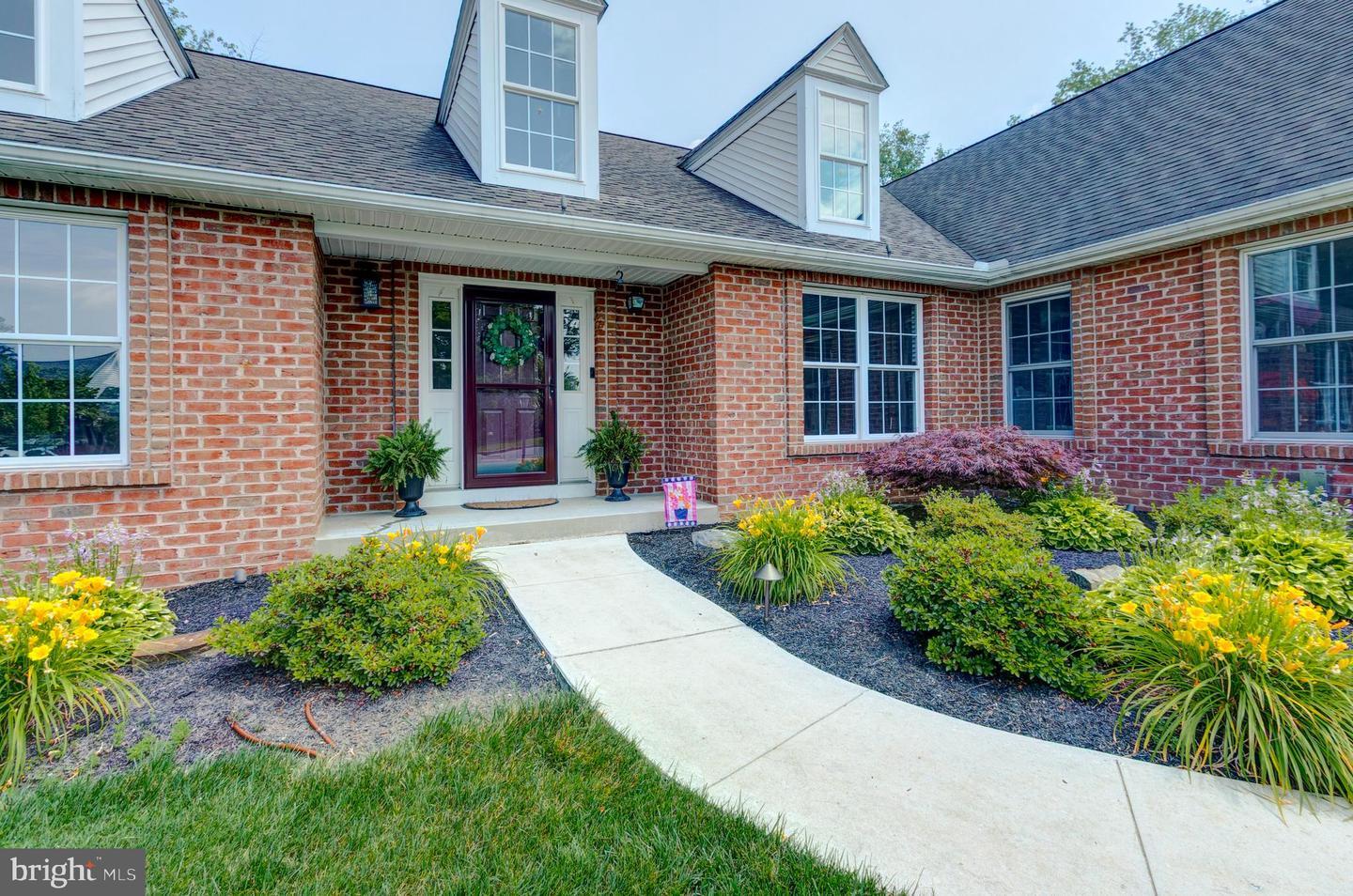 Property Photo: 5802 Stephens Crossing PA 17050