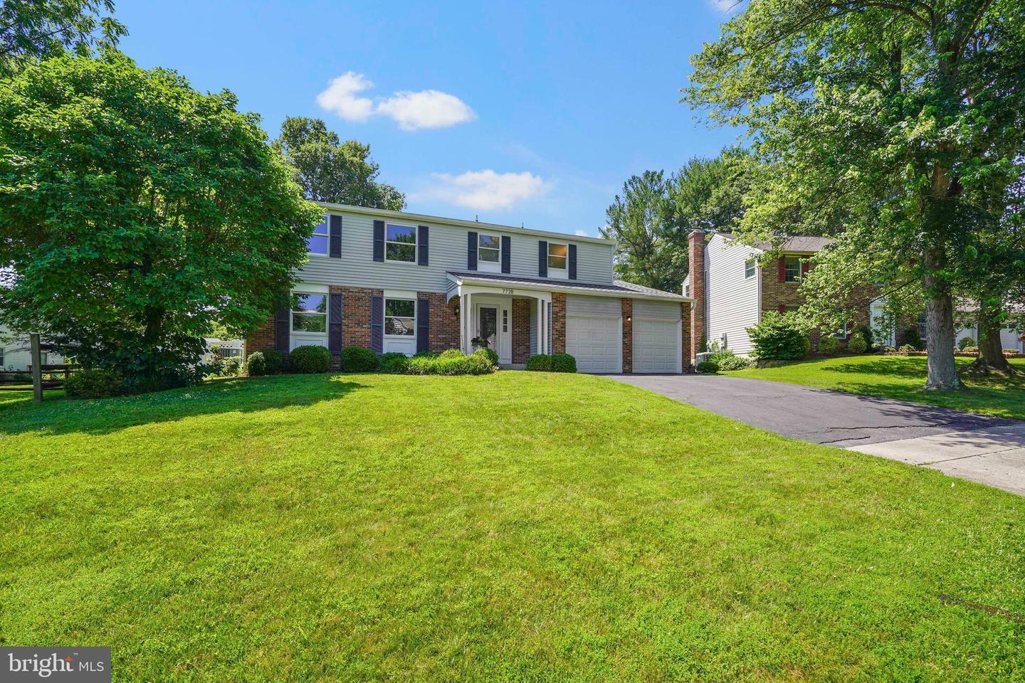Property Photo: 7728 Barnstable Place MD 20855