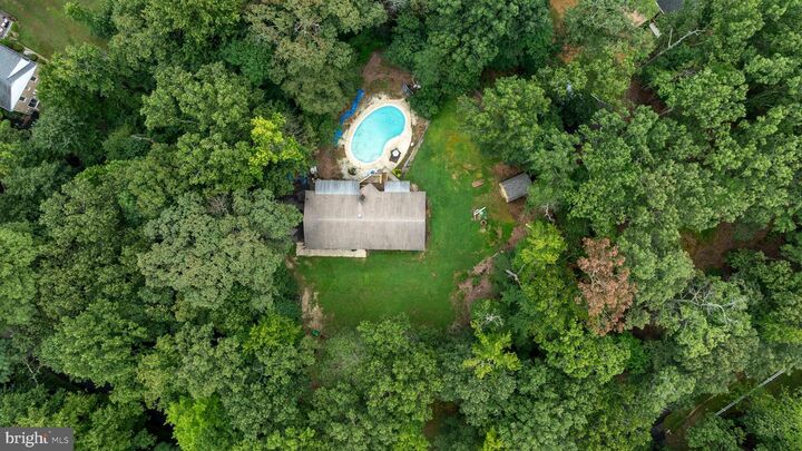 Property Photo: 3842 Fawn Lane MD 20695