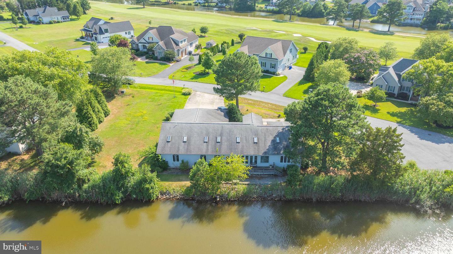 Property Photo: 608 Saint Andrews Court DE 19939