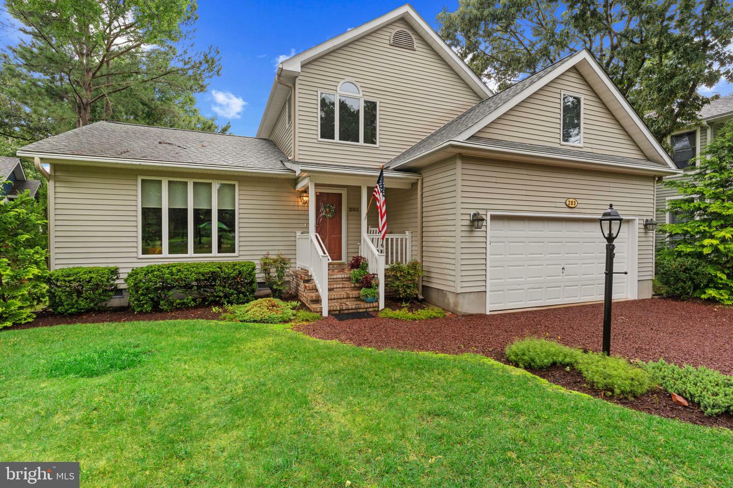Property Photo: 203 Oyster Shell Cove DE 19930