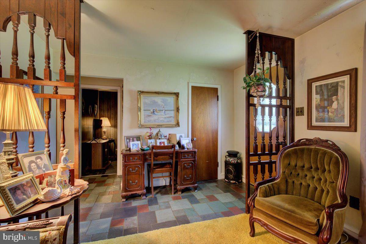 Property Photo: 717 N Hills Avenue PA 19038