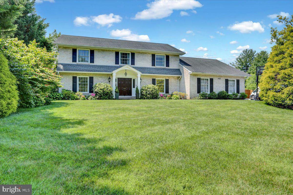 Property Photo:  1420 Valley Road  PA 17603 