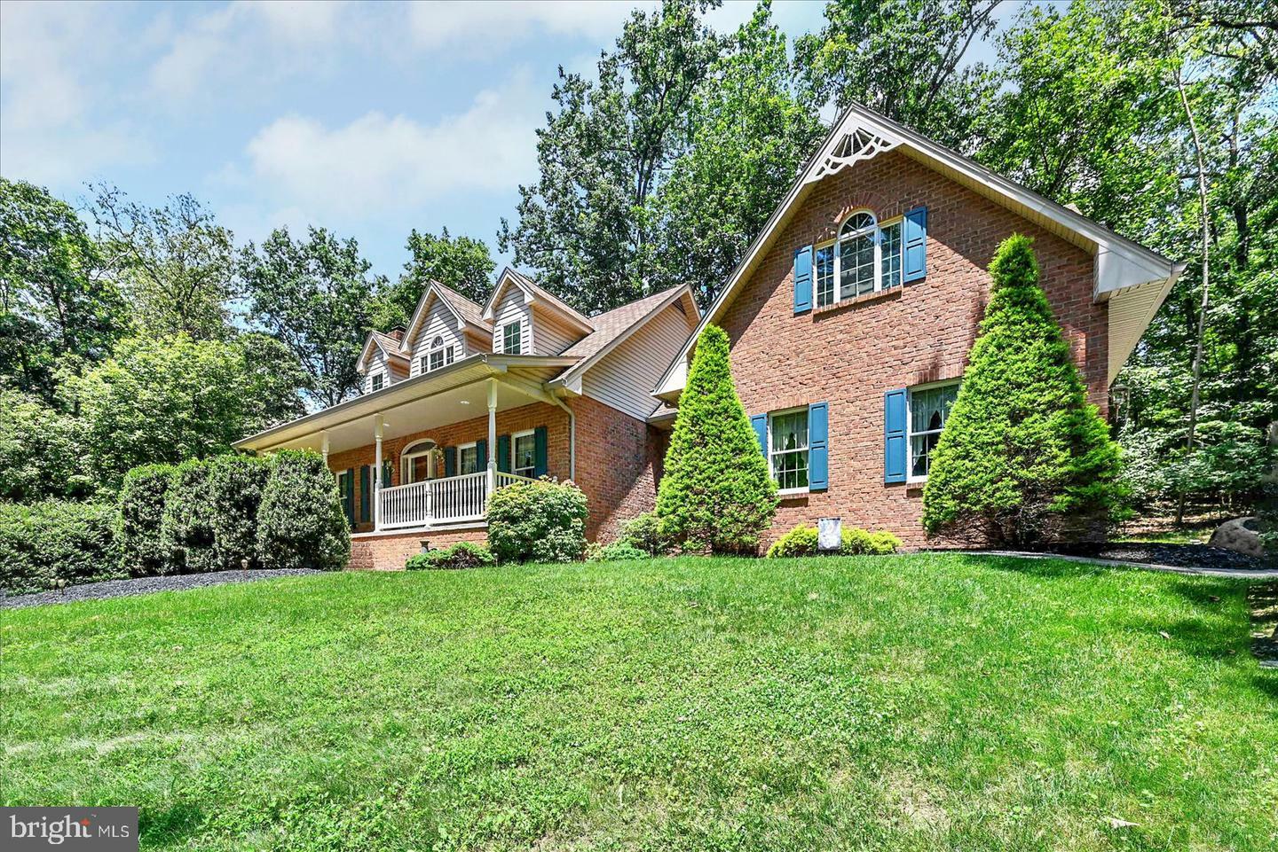 59 Segovia Court  Hanover PA 17331 photo