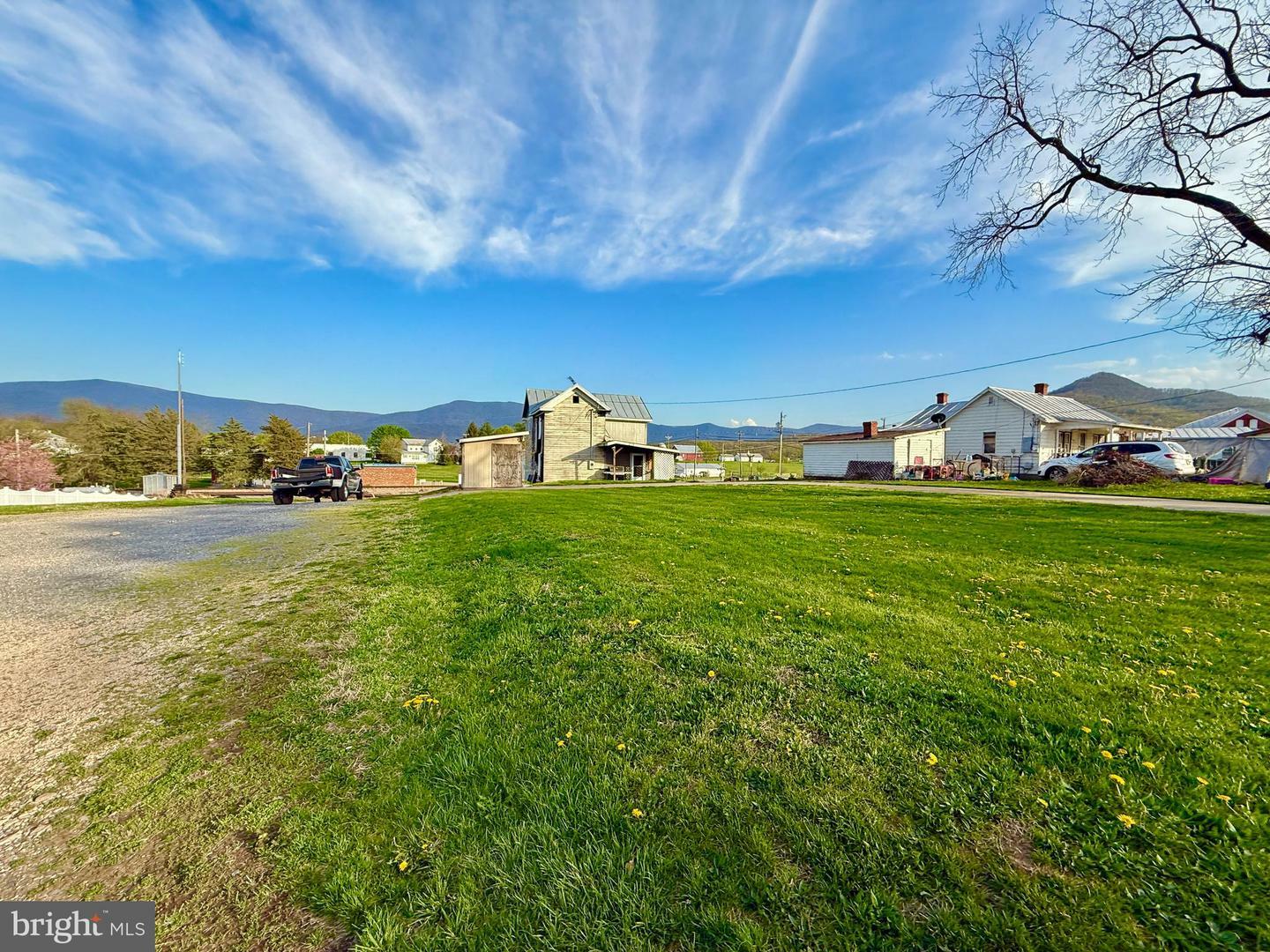 Property Photo: 206 Masonic Drive VA 22851