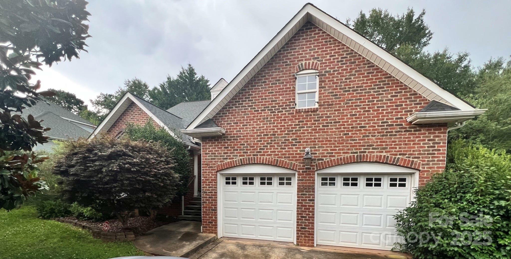 Property Photo: 1344 Moonshadow Lane NC 28150