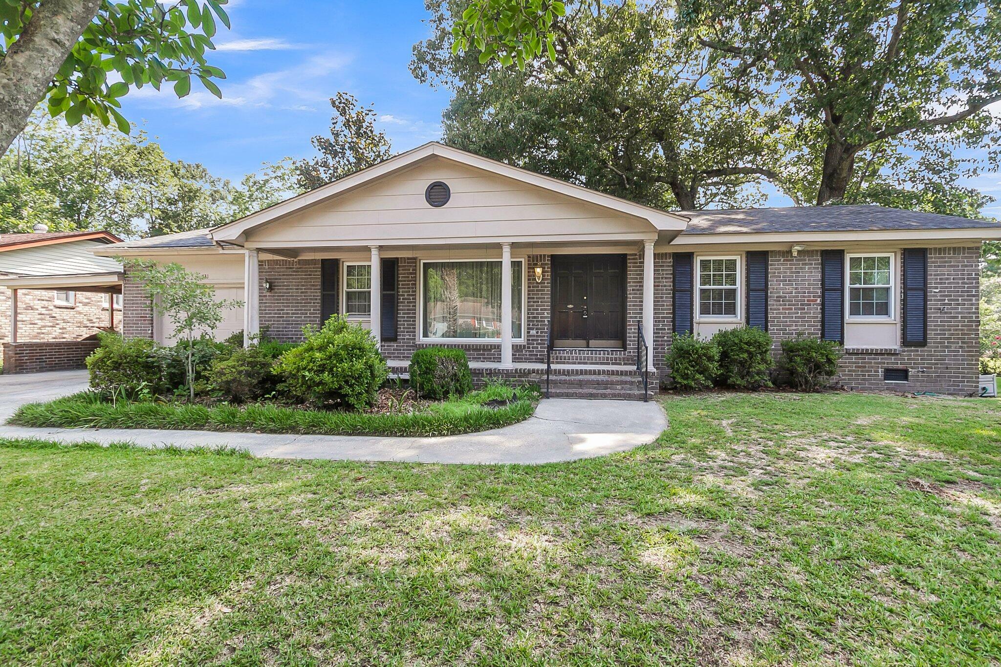 Property Photo:  131 Wedgewood Circle  SC 29445 