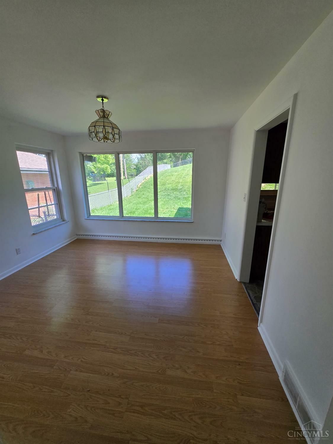 Property Photo:  1095 Susan Drive  OH 45013 