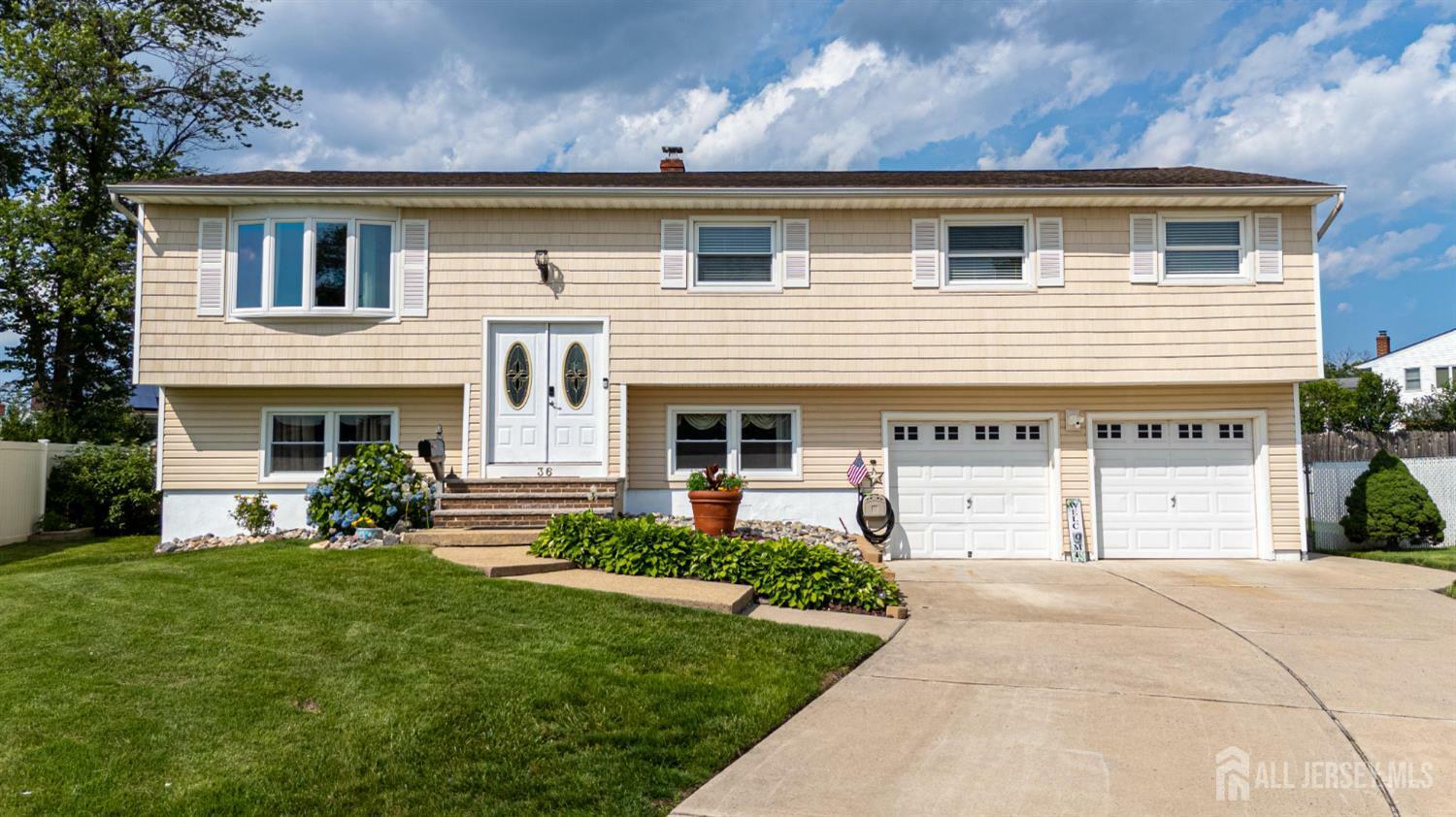 36 Cori Street  Sayreville NJ 08859 photo