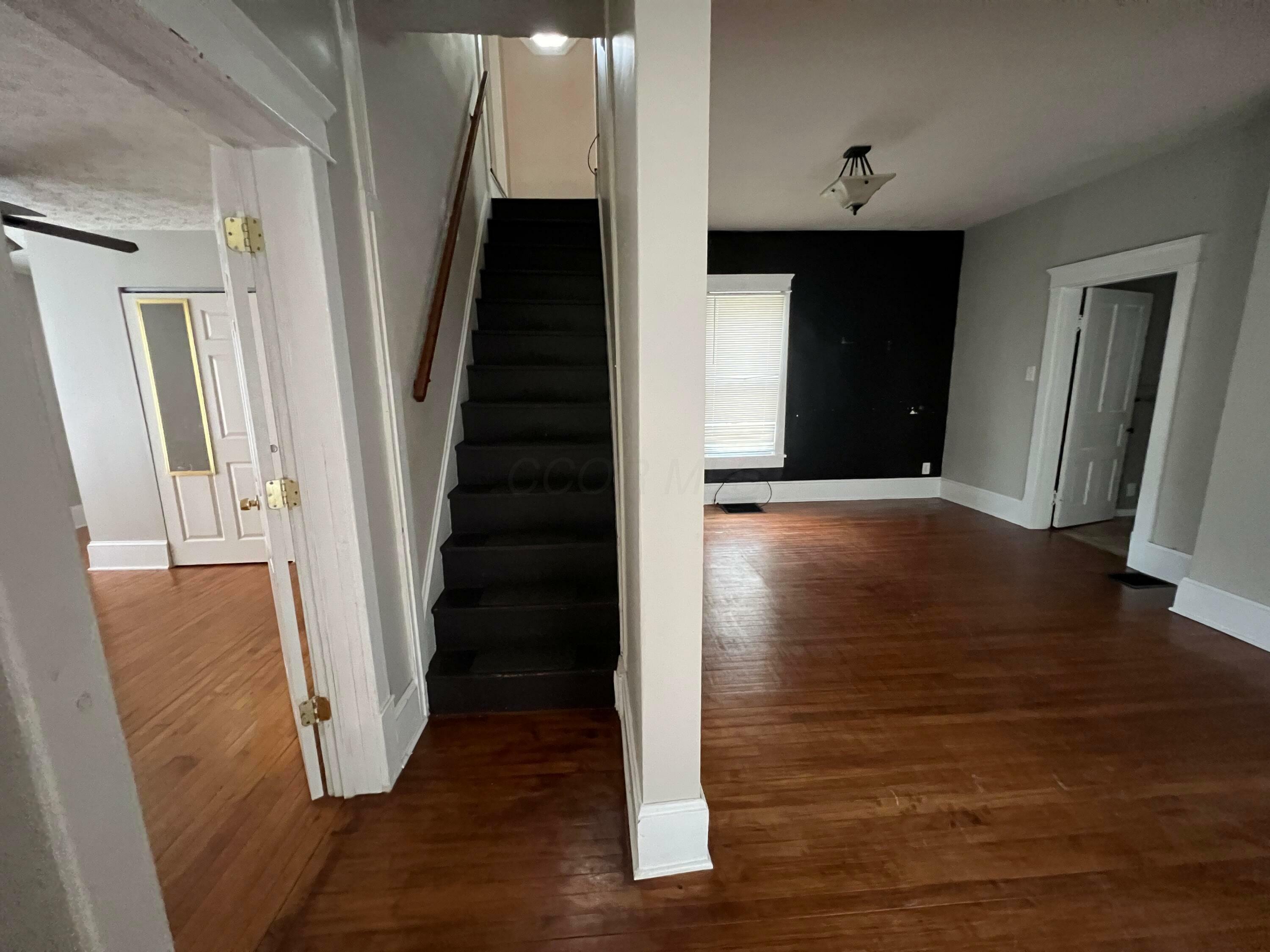 Property Photo: 68 Moull Street OH 43055