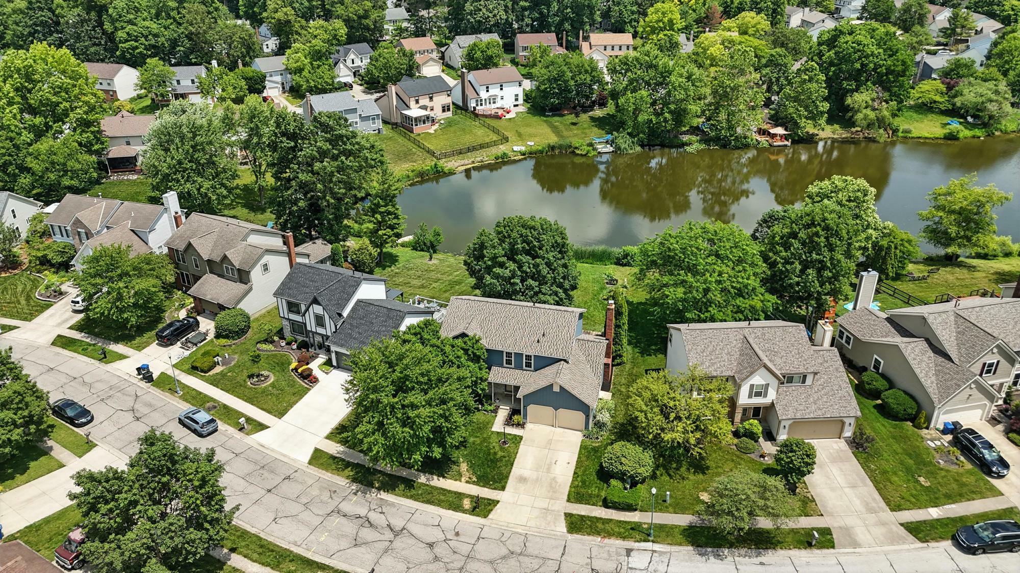 Property Photo: 526 Springwood Lake Drive OH 43230