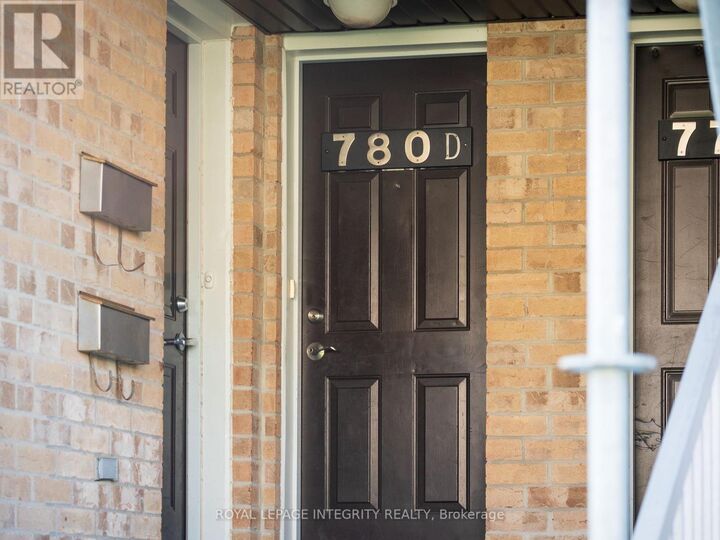 Property Photo:  780 Chapman Mills Drive D  ON K2J 0V4 