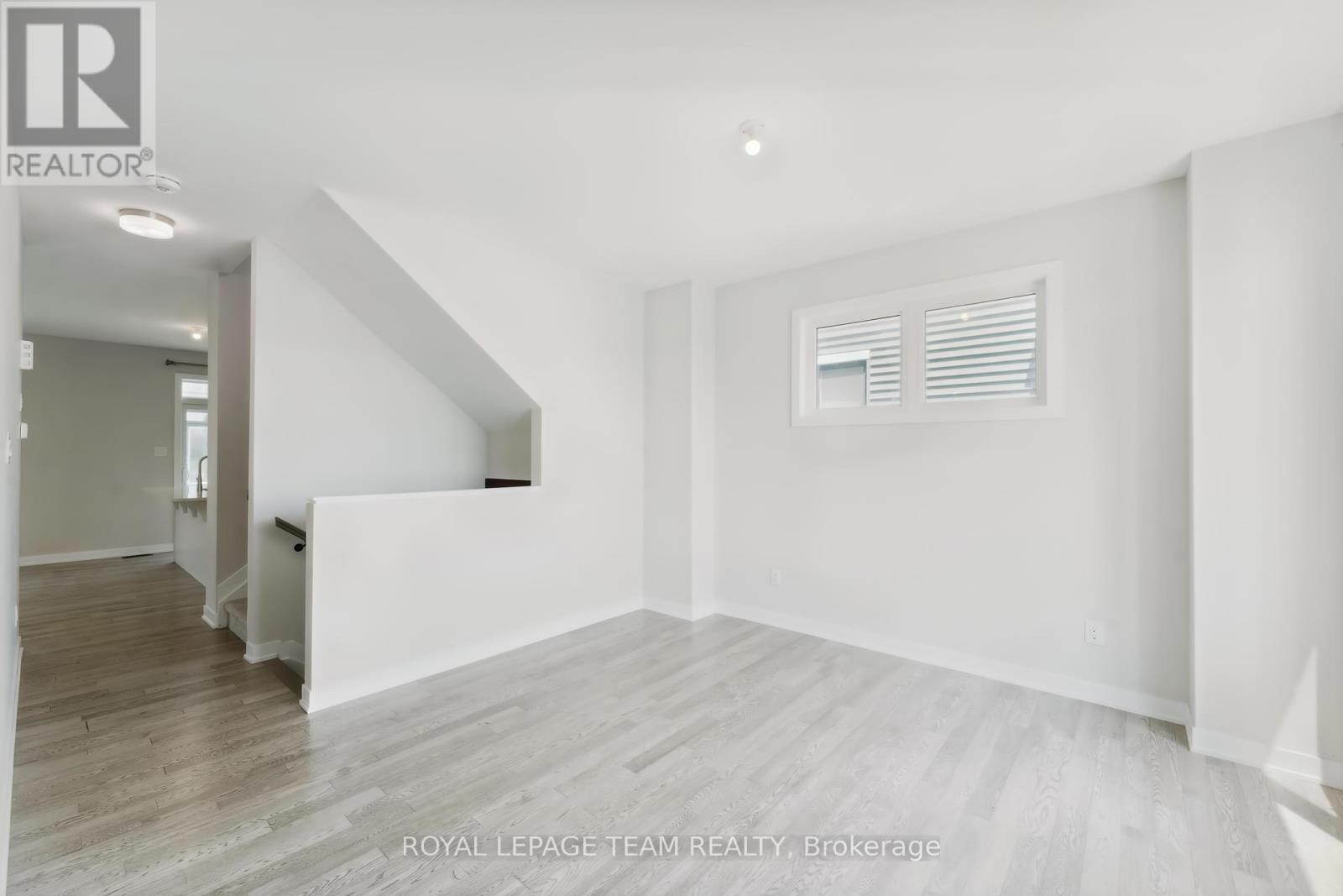Property Photo: 394 Peninsula Road ON K2J 7M5