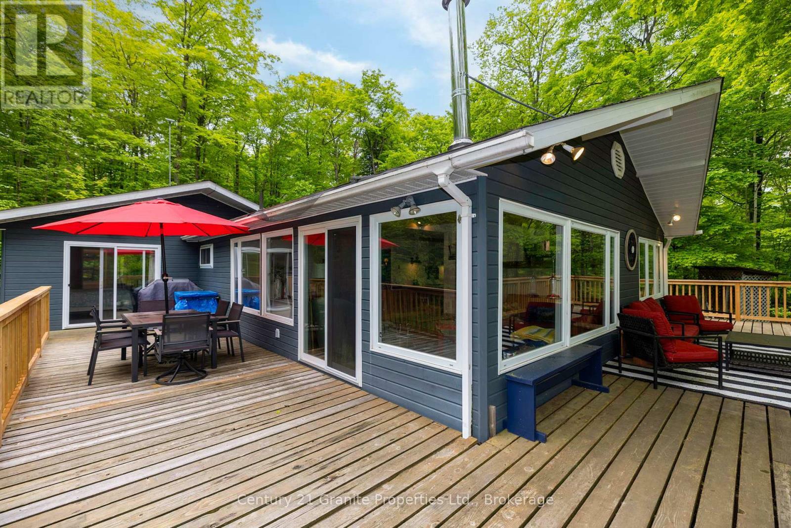 Photo de la propriété: 131 Downes Road ON P2A 2W8
