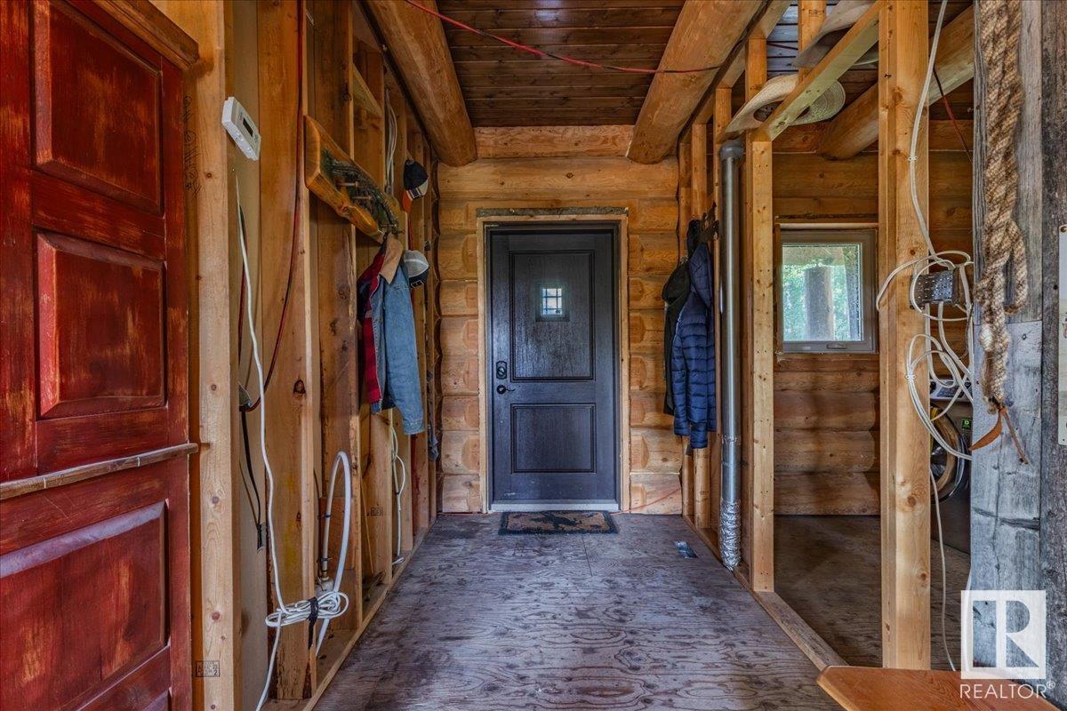 Property Photo:  453039 Rge Road 10  AB T0C 2V0 