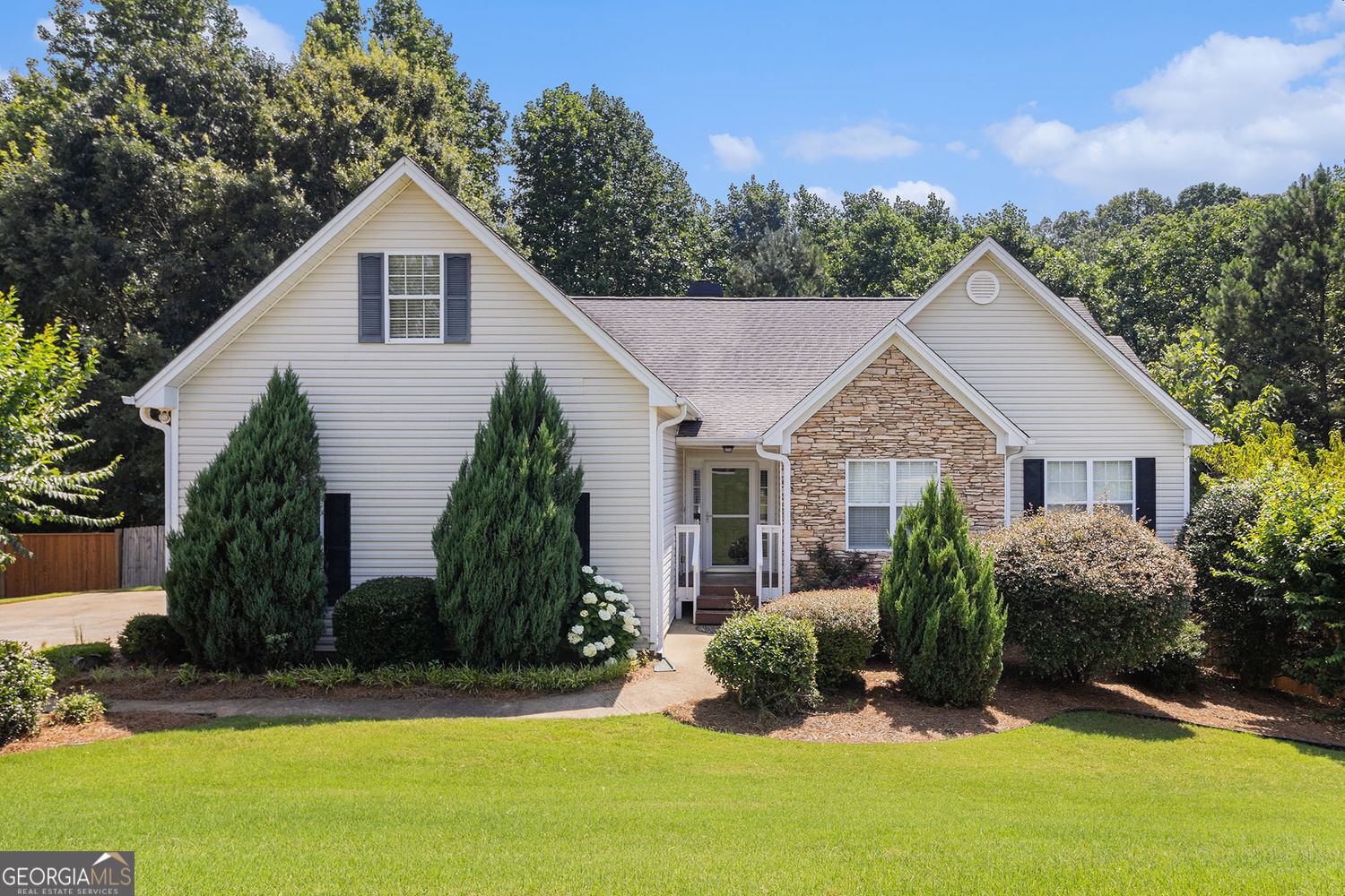 Property Photo:  6411 Compass Drive  GA 30542 