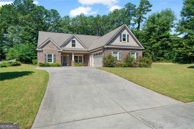 Property Photo:  902 Edgewater Drive  GA 30052 