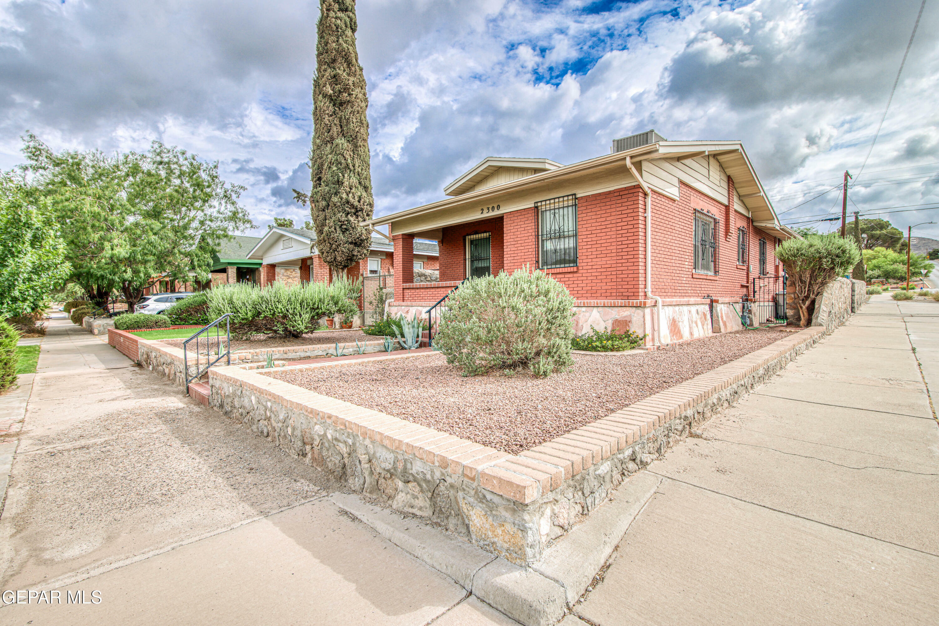 Property Photo:  2300 N Campbell Street  TX 79902 