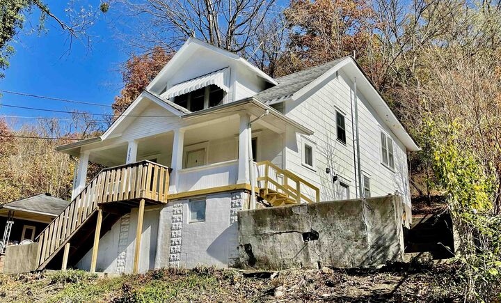 Property Photo: 1592 Kilby Street WV 25311