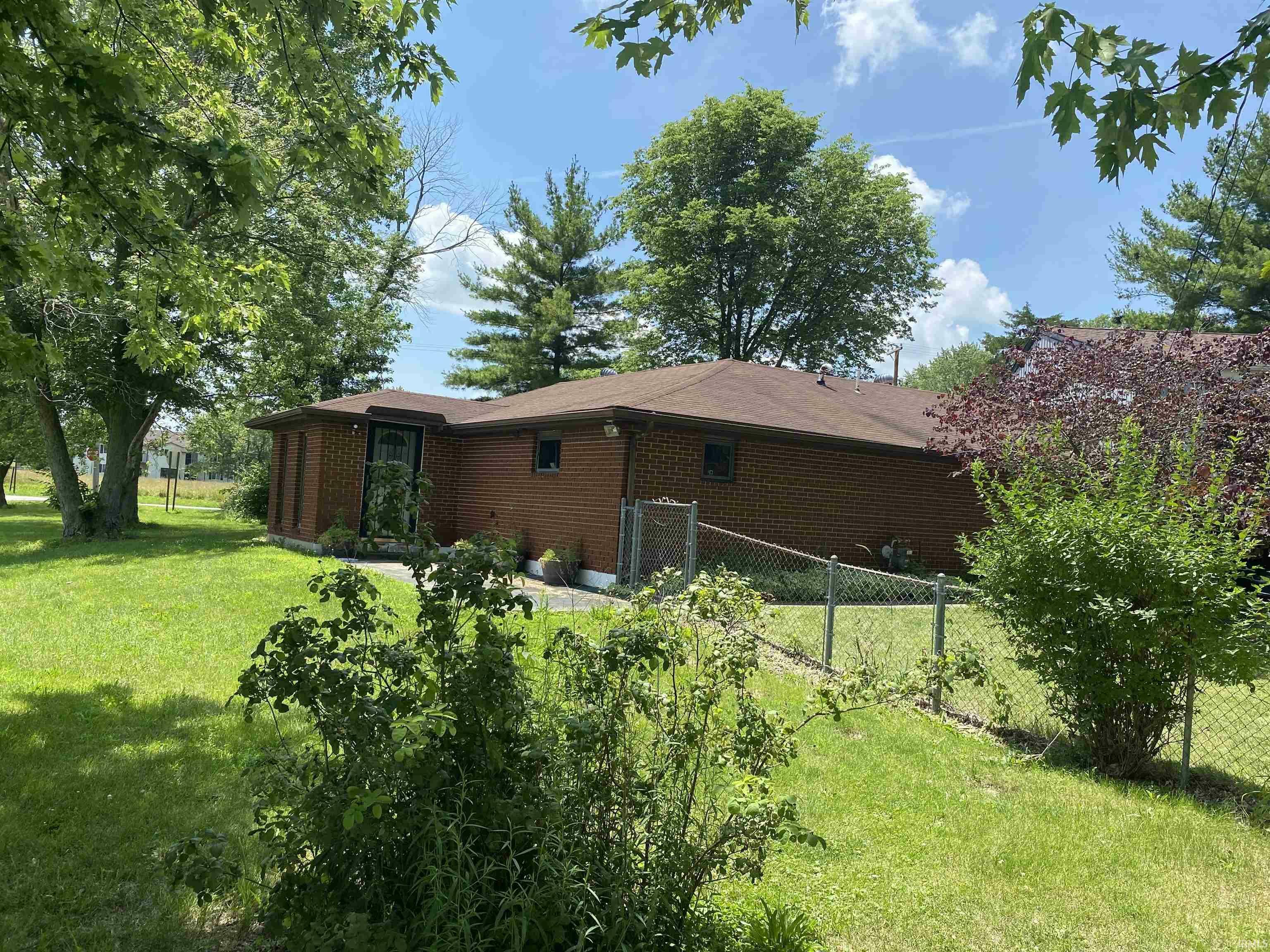 Property Photo: 1802 Delphi Avenue IN 46041