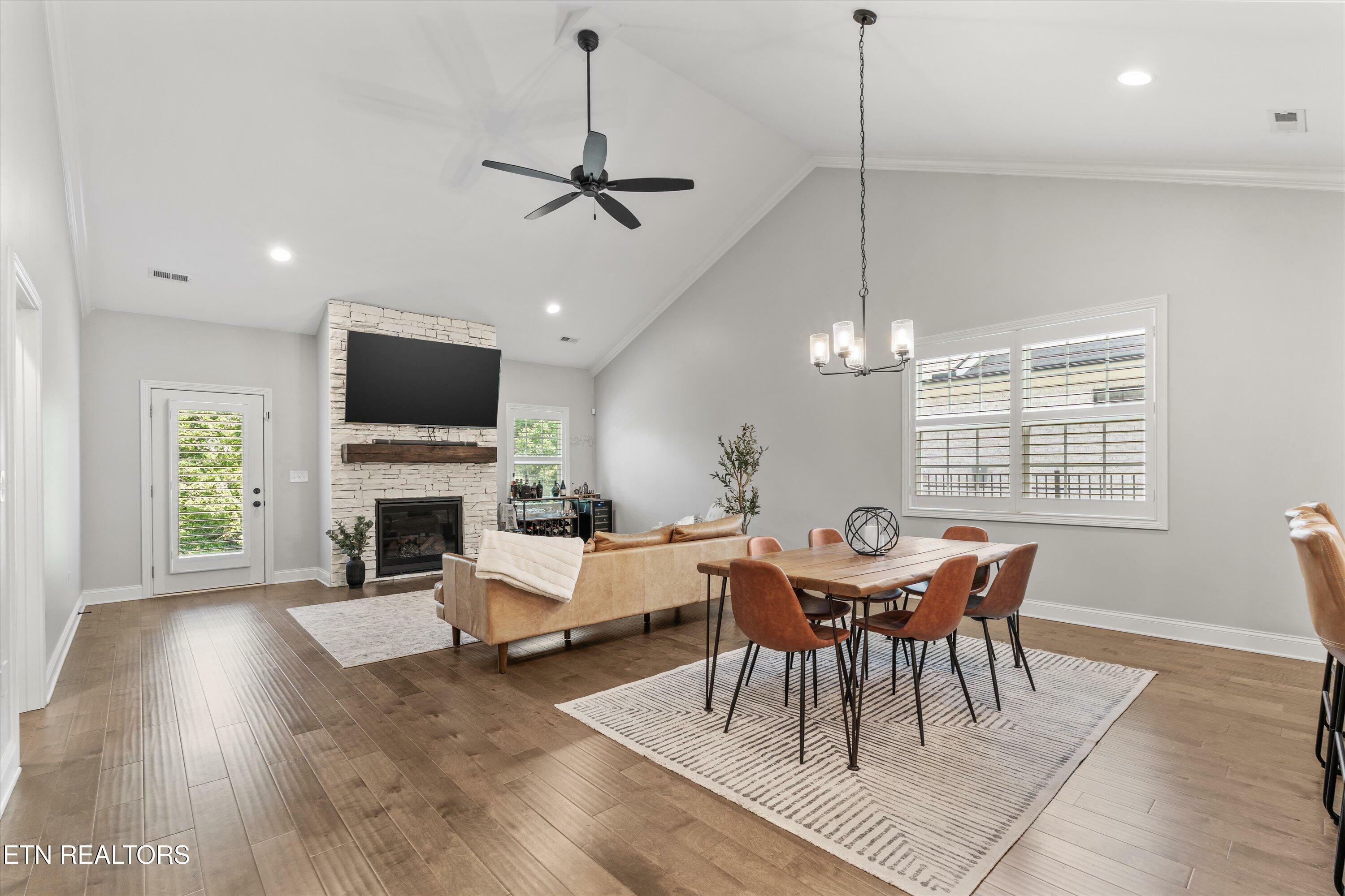 Property Photo: 1013 Westland Creek Blvd TN 37923