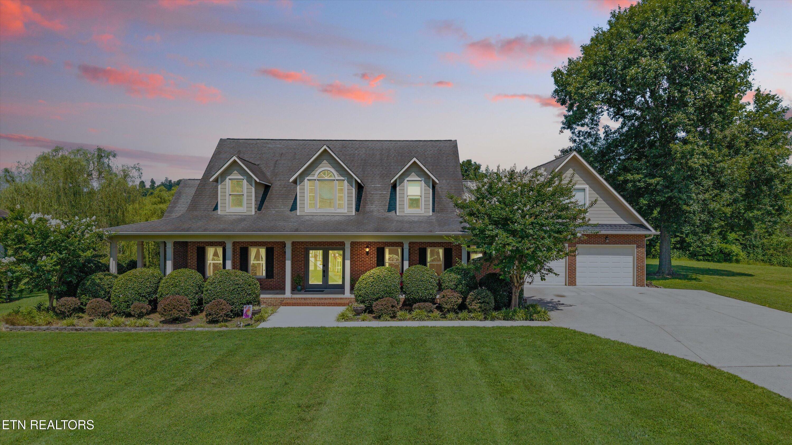 Property Photo: 102 Bradford Village Way TN 37763
