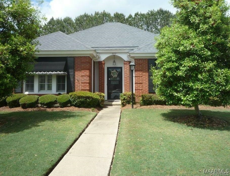Property Photo:  3837 Oak Street  AL 36109 
