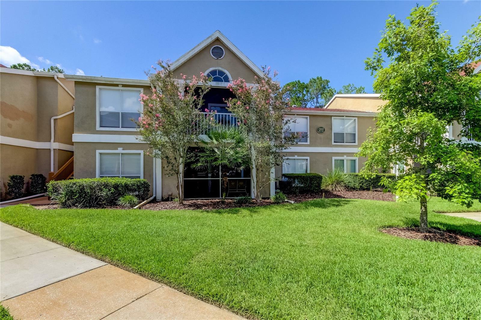 Property Photo: 9481 Highland Oak Drive 1308 FL 33647