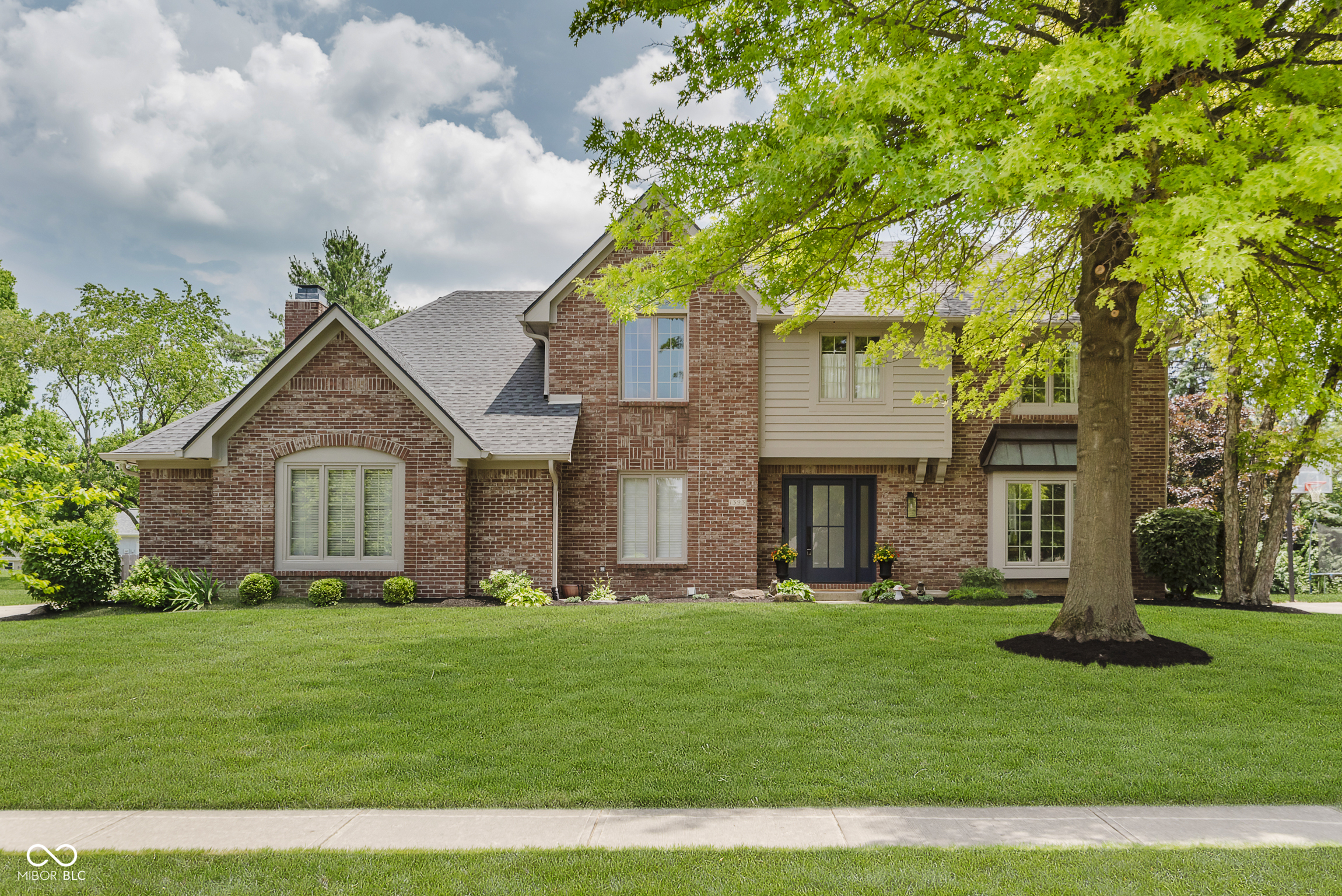 Property Photo: 1393 Stoney Creek Circle IN 46032