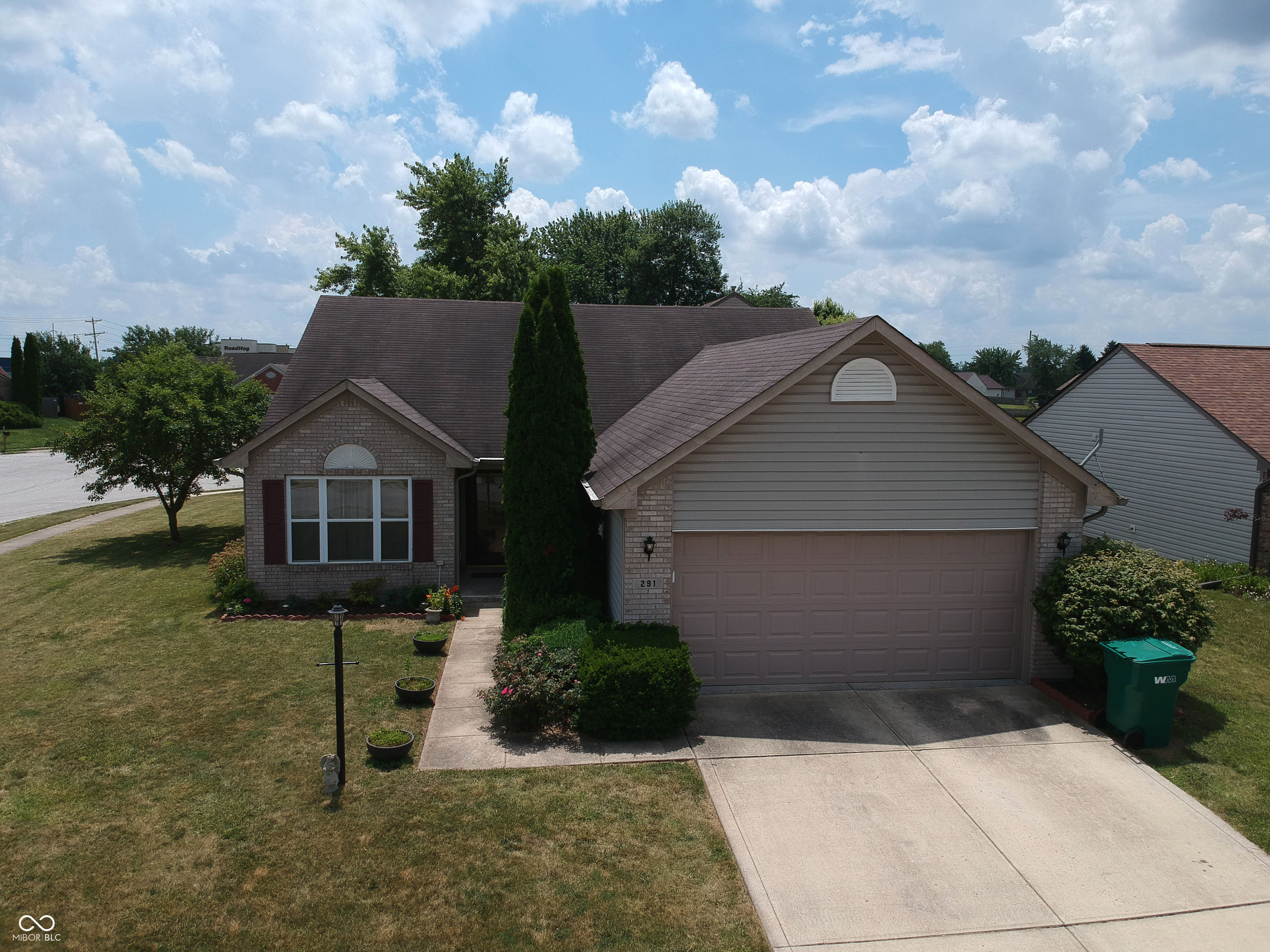 Property Photo: 291 Lakemoore Street IN 46112