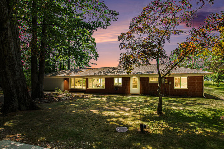 Property Photo:  50180 County Road 384  MI 49056 