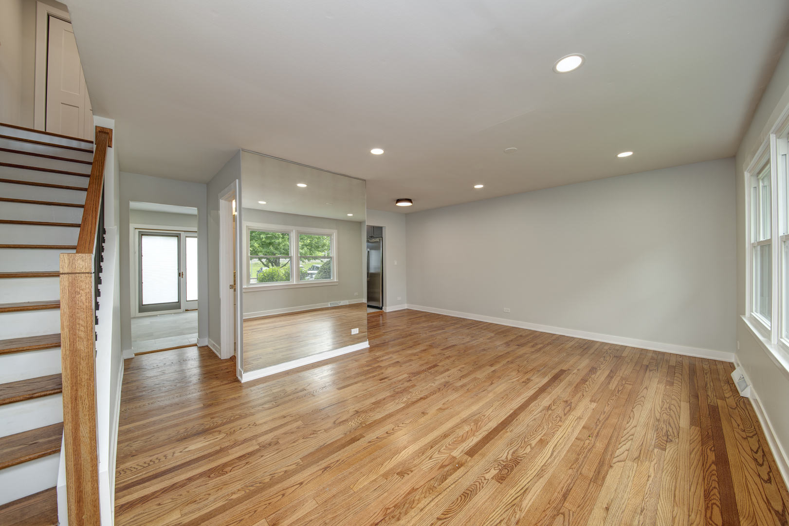 Property Photo: 1770 Henley Street C IL 60025