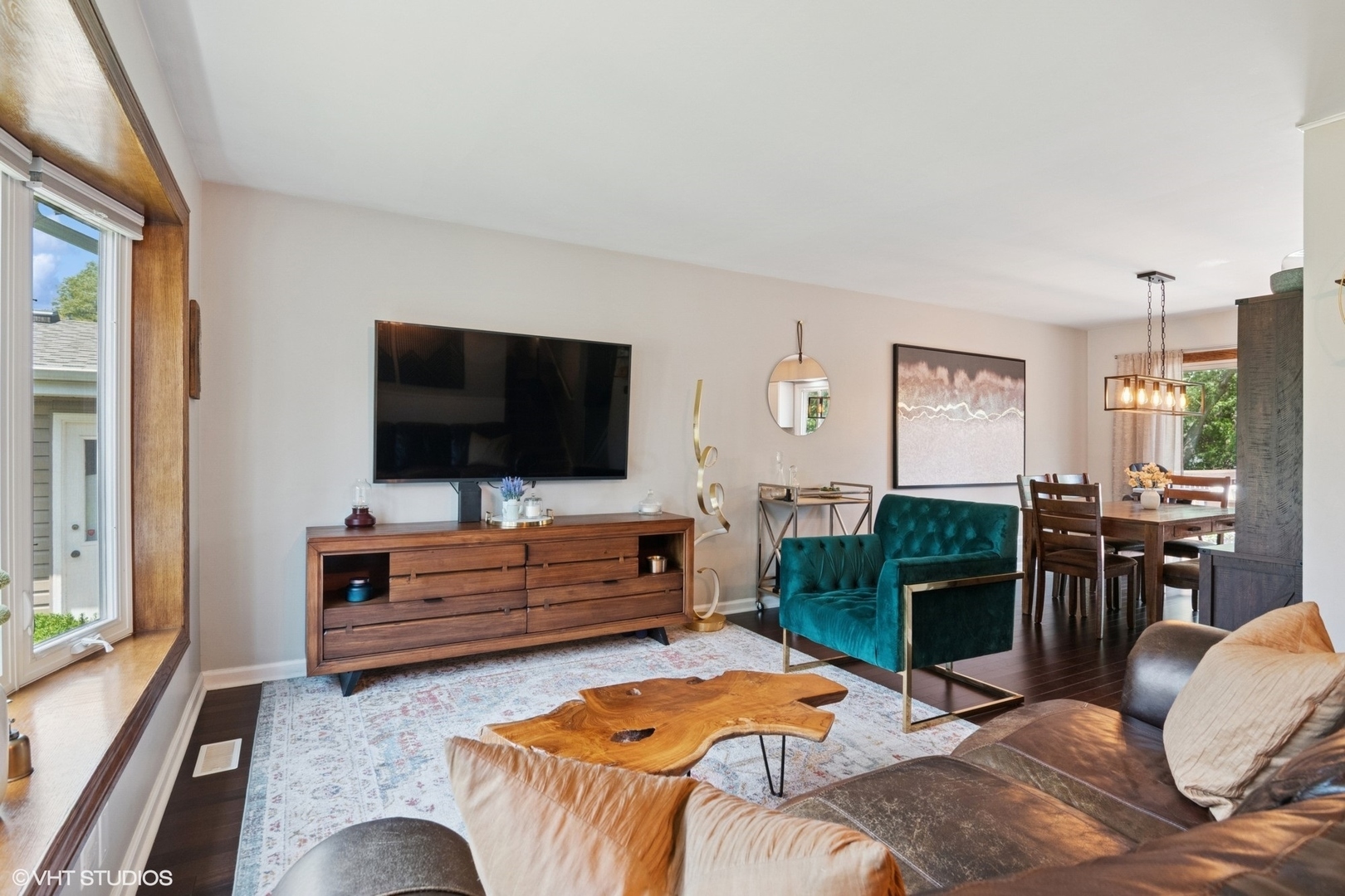 Property Photo: 0N101 Pleasant Hill Road IL 60187